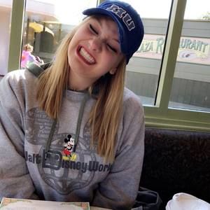 Meet your Posher, Anna